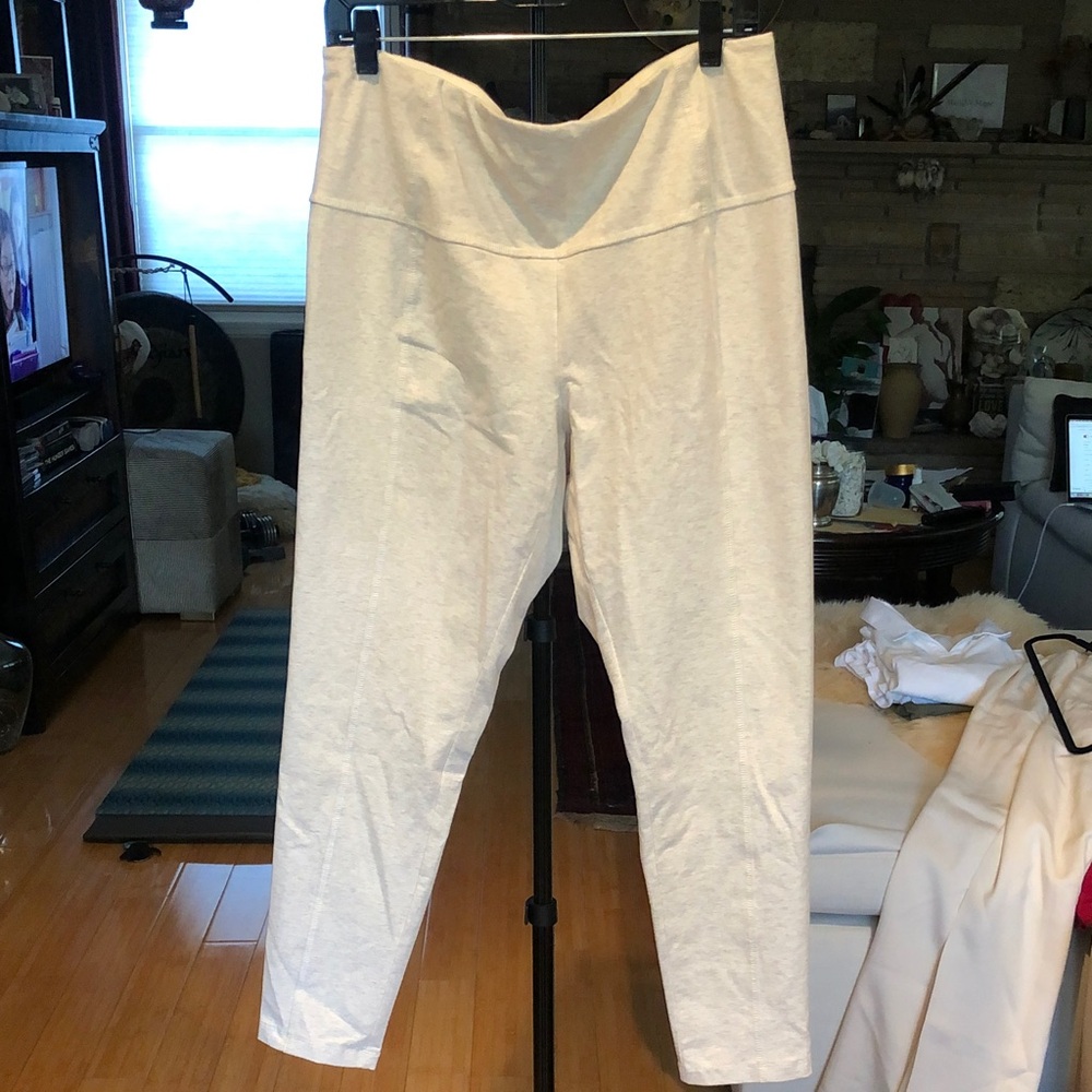 X energy by Chico’s Light Cream Women's Stretch Pull-On Pants